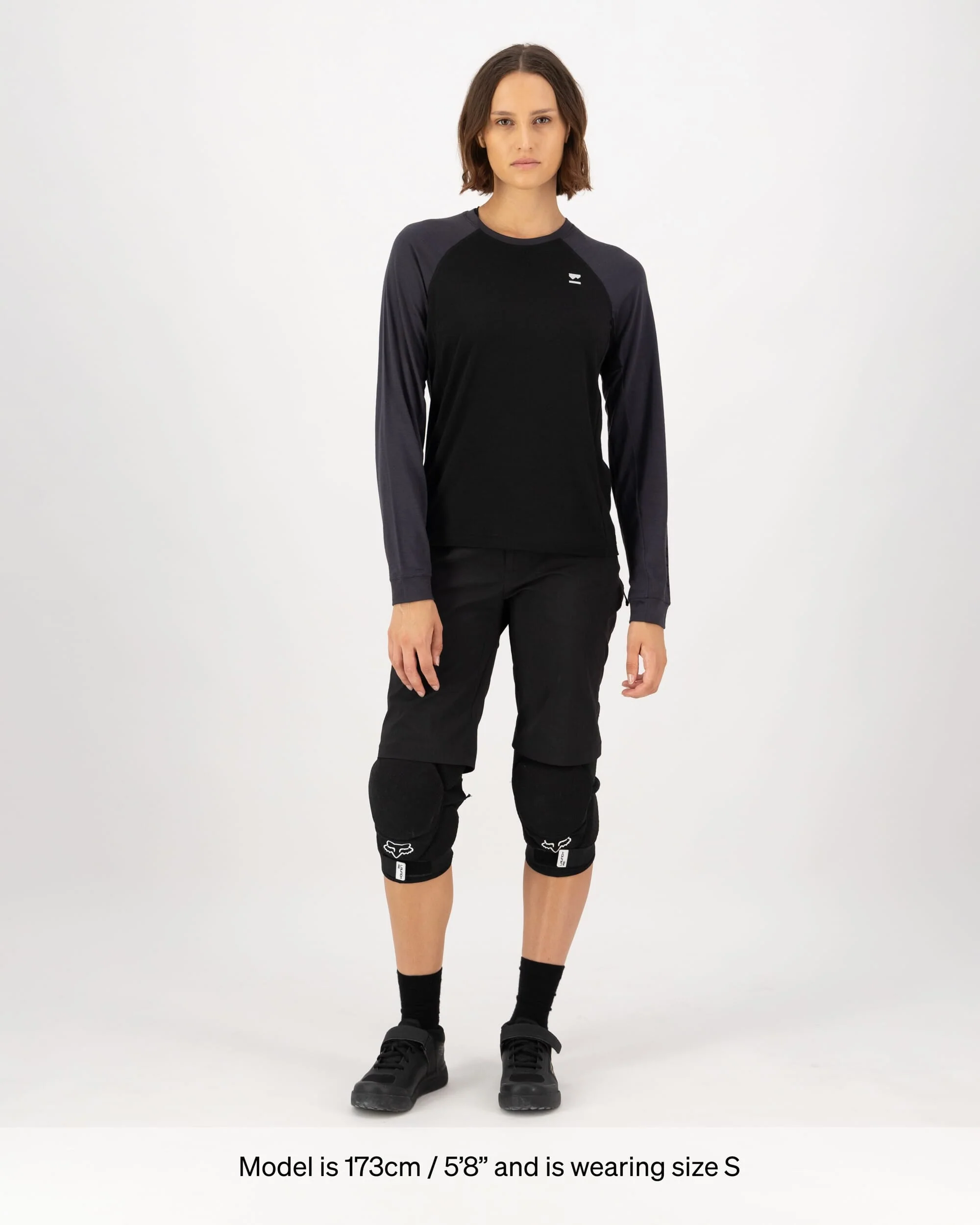 Tarn Merino Long Sleeve - Black / 9 Iron | Women's Long Sleeve Top - Image 3
